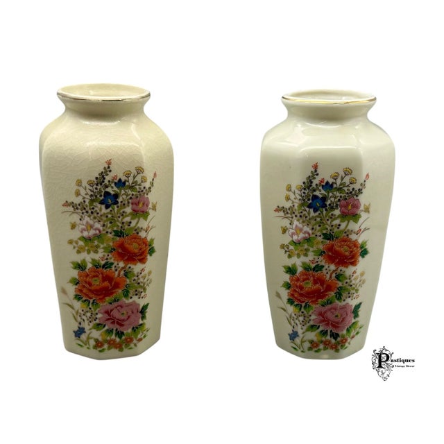 Late 20th Century Vintage Japanese Satsuma Style Porcelain Floral Decorative Vases - Set of 3 For Sale - Image 5 of 9