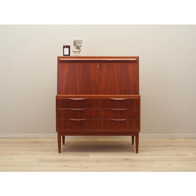 The secretary was made in the 1960s, designed by Danish design icon Erling Torvits. Manufactured by Klim Møbelfabrik. The...