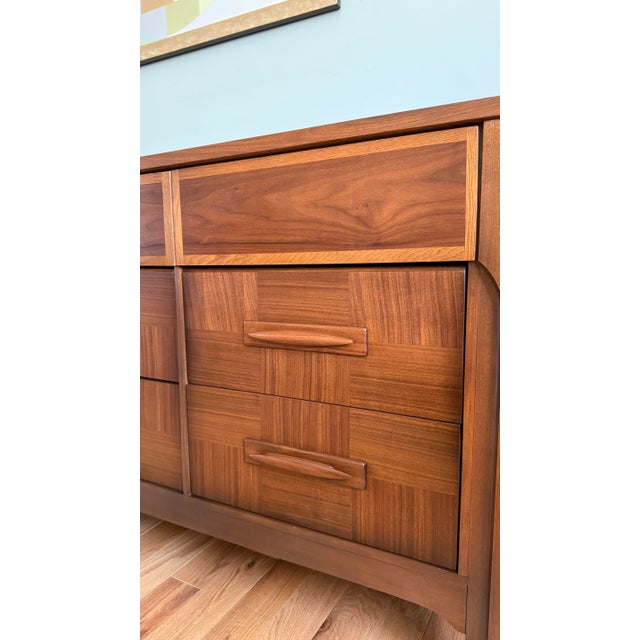 Wood Vintage MCM Lowboy Dresser by Very Best Furniture Co. For Sale - Image 7 of 12