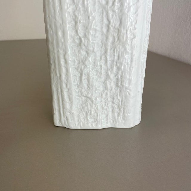 Op Art Vase by Martin Freyer for Rosenthal, Germany, 1970s For Sale - Image 12 of 18