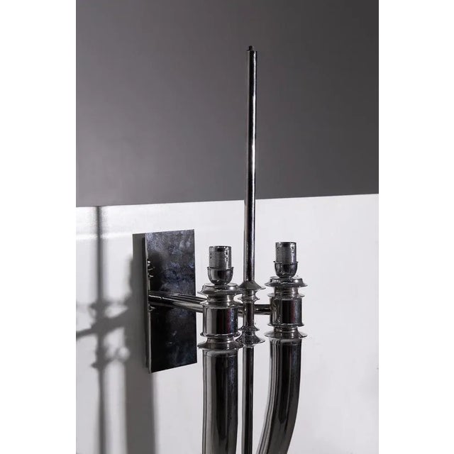 Large Italian Deco Wall Lamp in Nickeled Brass, 1980s, in Very Good conditions. Designed 1980 to 1989 Up to 250V...