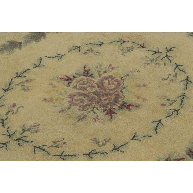 Textile Antique Oval Hooked Rug With Soft Hued Floral Medallion & Wreath - Rug & Kilim For Sale - Image 7 of 7