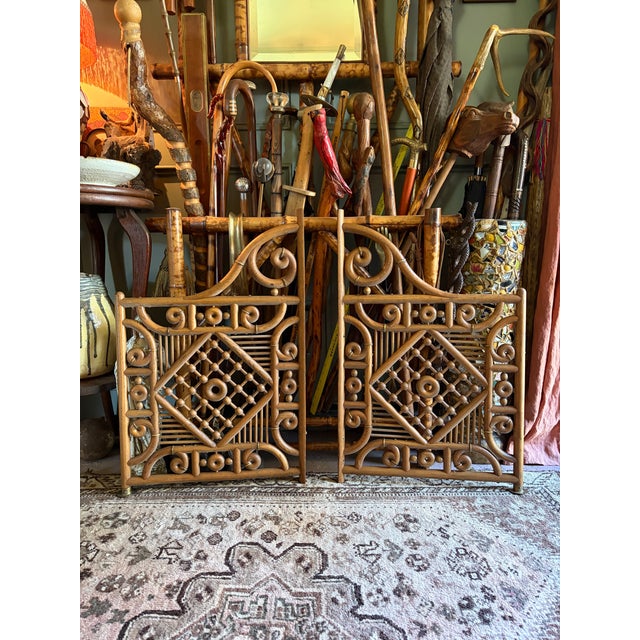 Victorian Antique 1800s Victorian Stick and Ball Architectural Fretwork Corner Corner Brackets With Brass Hardware For Sale - Image 3 of 11