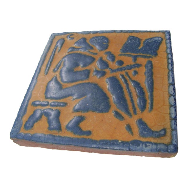Rare Grueby Pottery 6" X 6" Fiddler Tile in Blue and Yellow Glazes 1905 For Sale