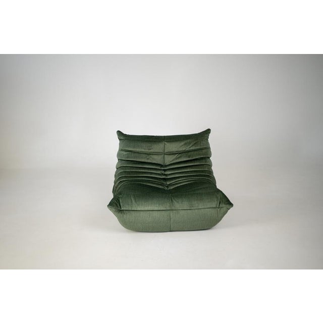Textile Set of Togo Lounge Chair and Ottoman in Moss Velvet by Michel Ducaroy for Ligne Roset, 1973 For Sale - Image 7 of 18