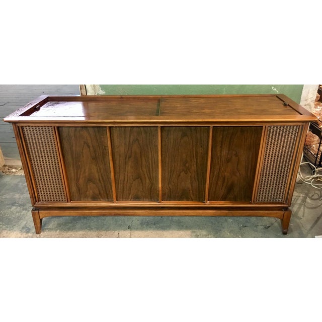 1968 Magnavox Stereo Console With Record Player Chairish