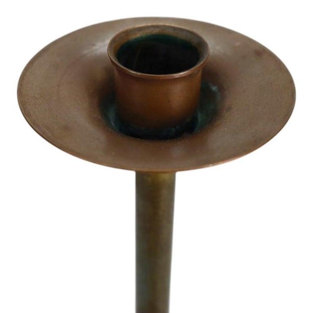 1920s Pair of Antique Roycroft Arts & Crafts Copper Candlesticks Signed C1920 For Sale - Image 5 of 10