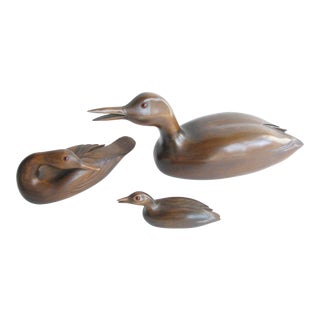 1980s Collection of Hand-Carved Solid Walnut Ducks by Wallace Palubinski - Set of 3 For Sale