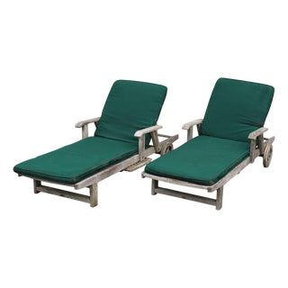 Gloster Pair of Teak Outdoor Patio Chaise Lounge Chairs For Sale