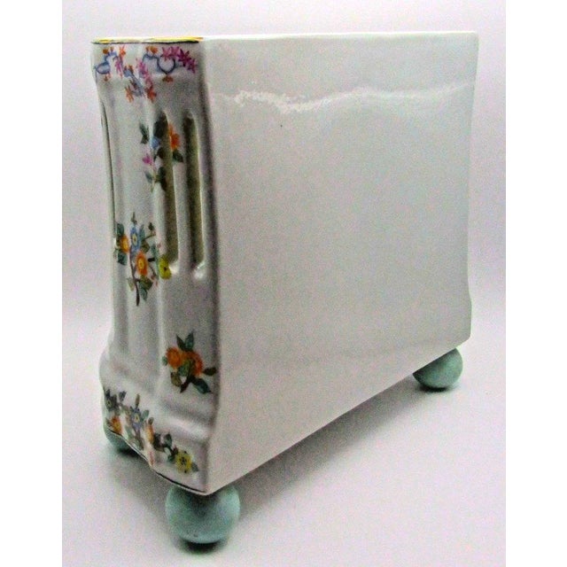 1980s United Wilson Porcelain Factory Classic Chinoiserie Hand-Painted Ceramic Planter For Sale In Miami - Image 6 of 16