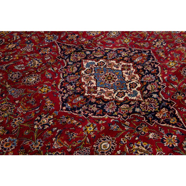 Vintage Red Kashan Persian Wool Rug Featuring a Medallion Design For Sale - Image 10 of 10