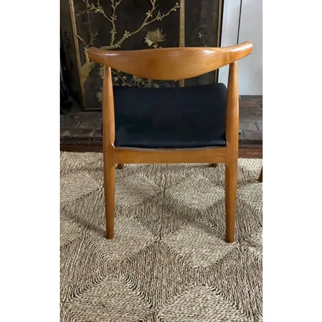 Hans Wegner Hans Wegner Elbow Chairs For Sale - Image 4 of 9