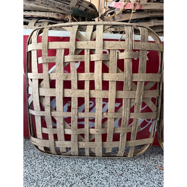 Farmhouse Large Vintage Tobacco Leaf Baskets - Rustic Farmhouse Decor For Sale - Image 3 of 3