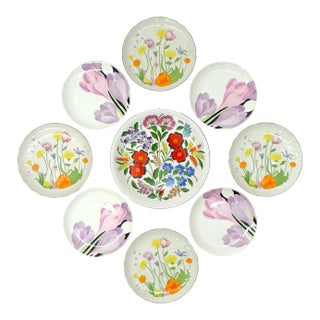Floral Fiesta Decorative Wall Plate Curation - Group of 9 For Sale