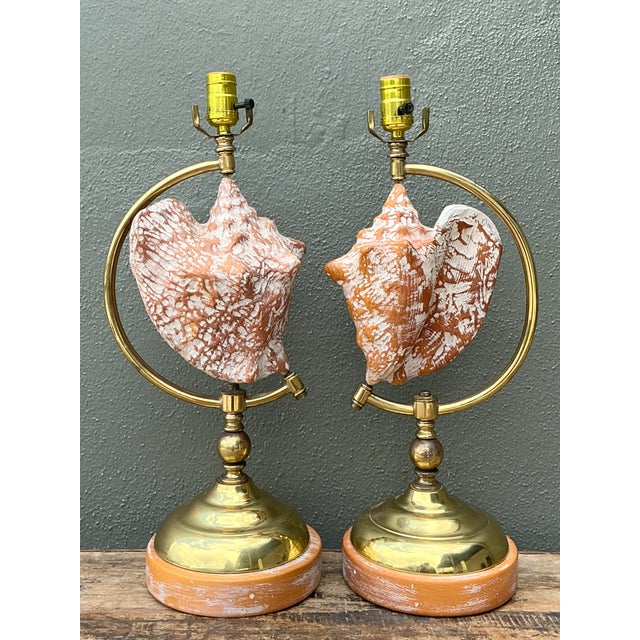 Mid-Century Modern Vintage Brass and Wood Shell Lamps - Pair For Sale - Image 3 of 12