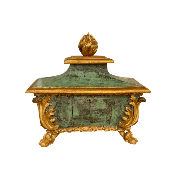 Italian Baroque Style Painted and Parcel Gilt Reliquary For Sale In Dallas - Image 6 of 6