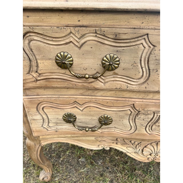 Brass French 19th Century Louis XV Provincial Bleached Chest of Drawers / Commode For Sale - Image 8 of 12