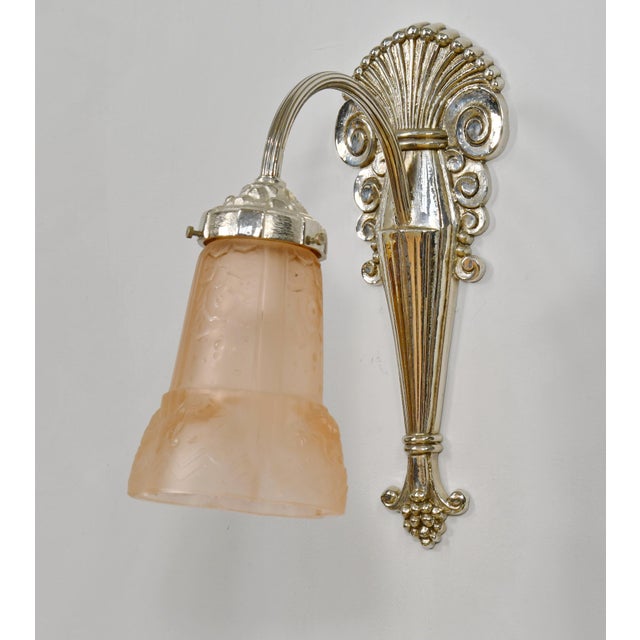 Art Deco Single French Art Deco Wall Sconce by Muller Freres & A. Richard 1920s France For Sale - Image 3 of 13