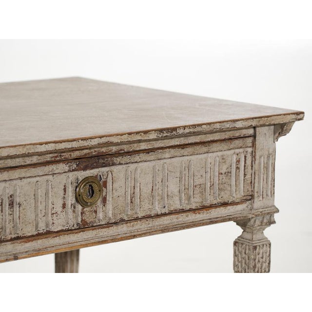 Louis XVI French Table with a Drawer, 1780 For Sale - Image 5 of 10