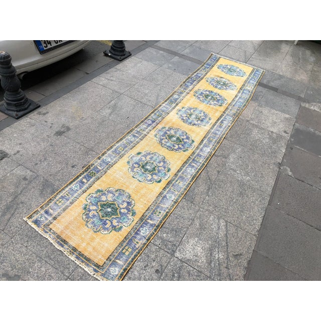 Art Deco 1960s Vintage Turkish Runner Rug - 2′3″ × 10′4″ For Sale - Image 3 of 10