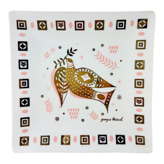 White Opal Glass Peace Dove Vide-Poche Plate, Briard, 1960s For Sale