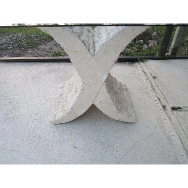 White 1980s Vintage Stone Tessellated Fossil Mactan Base End Table For Sale - Image 8 of 10