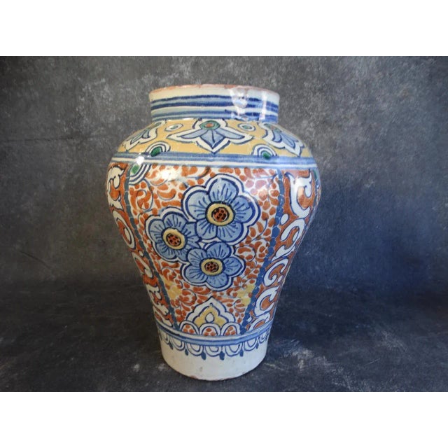 1920s 1930s Talavera Decorated Vase For Sale - Image 5 of 8