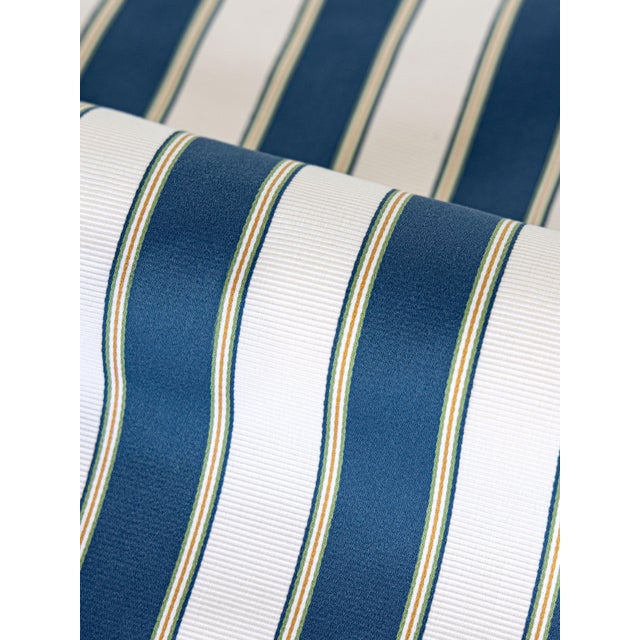 Influenced by surroundings across the globe, Hemispheres takes you on a colorful journey to some of the world’s most...