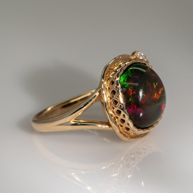 3.9Ct Black Opal Ring With Earth Mined Diamonds Accents: Solid 14k Gold, 11mm For Sale In Columbus - Image 6 of 8