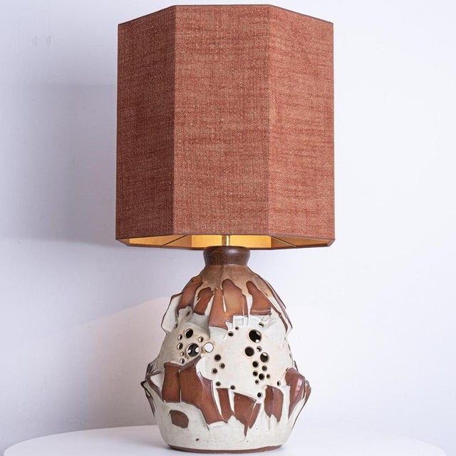 Large Octagonal White Brique Ceramic Floor Table Lamp with Lampshade attributed to R. Houben, 1970s For Sale - Image 4 of 13
