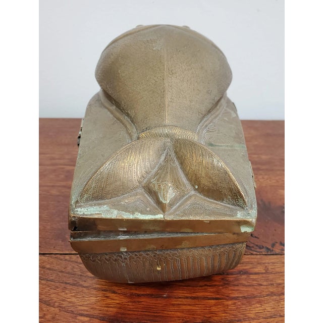 19th Century Anglo-Indian Brass Fish Box With Etched Decoration For Sale - Image 4 of 13