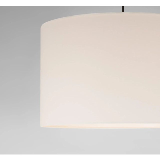 Contemporary White Sísísí Cilíndricas GT2 Pendant Lamp by Santa & Cole For Sale - Image 3 of 7