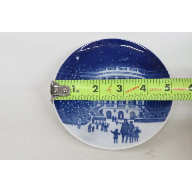 Bing and Grondahl 1987 Christmas in America Porcelain Collector Plate 5151b For Sale In Miami - Image 6 of 7