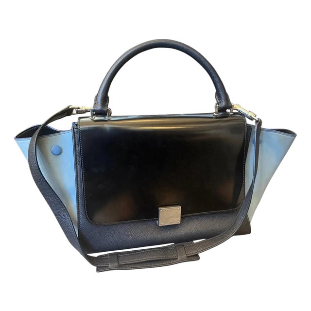 2016 Celine Black and Blue Leather Trapeze Shoulder Bag by Celine For Sale