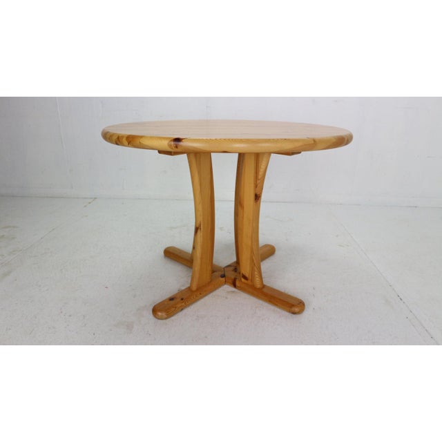 Round Pinewood Dinning Table in the style of Rainer Daumiller, Denmark, 1970s For Sale - Image 9 of 18