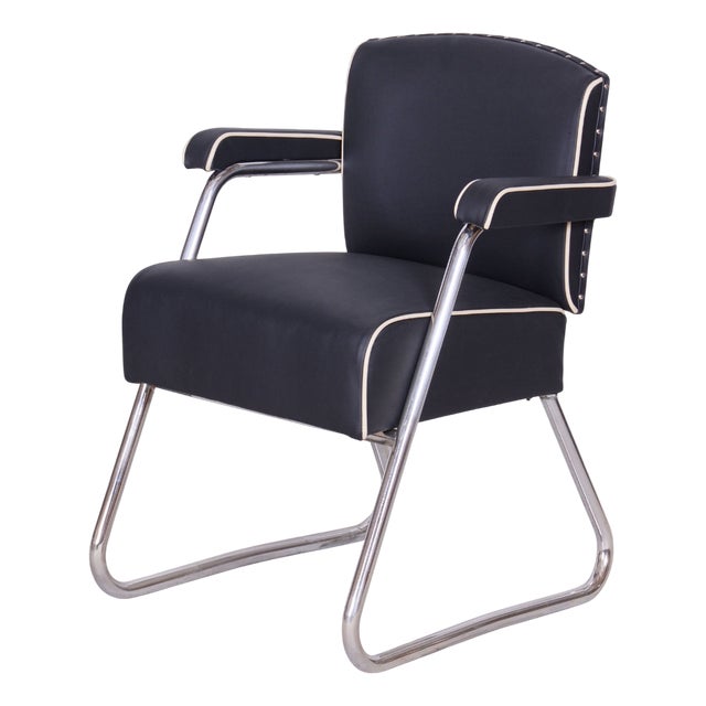 German Bauhaus Armchair in Black Leather attributed to Gilbert Rohde for Mauser, 1930s For Sale