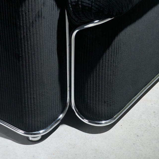 Lounge Chairs in Chromed Steel and Black Corduroy Fabric, Italy, Set of 2 For Sale - Image 11 of 13