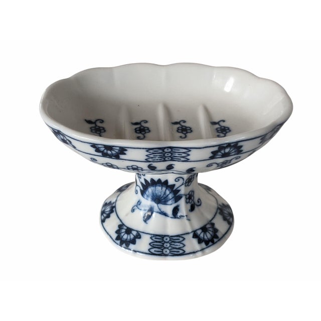 American Vintage Blue Onion Porcelain Pedestal Soap Dish Holder For Sale - Image 3 of 13