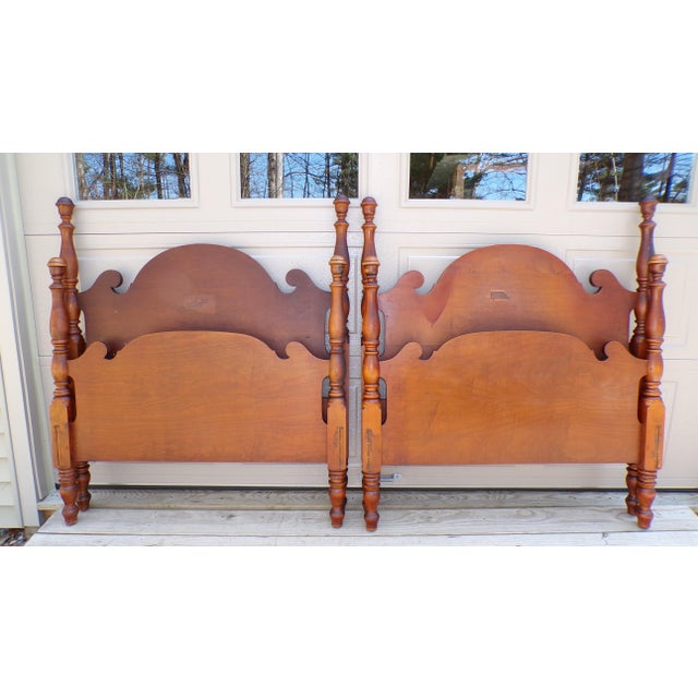 Vintage Pair Atlas Furniture Curly Maple Poster Twin Beds For Sale - Image 17 of 18