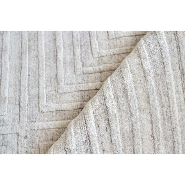 Exquisite Rugs Exquisite Rugs Geometric Box Handmade Bamboo Silk & Cotton Gray/Ivory Rug-14'X18' For Sale - Image 4 of 7