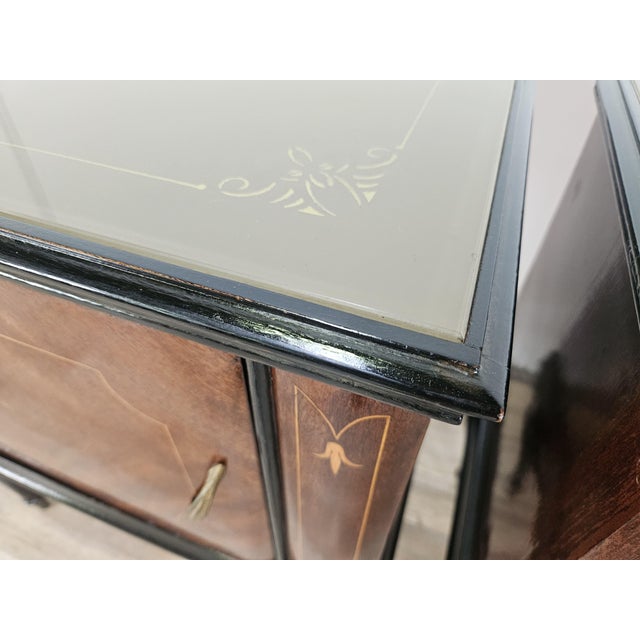 Mid-Century Modern Mahogany Burl Nightstands with Glass Top, 1960, Set of 2 For Sale - Image 10 of 18