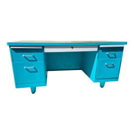 Example of Tanker Desks