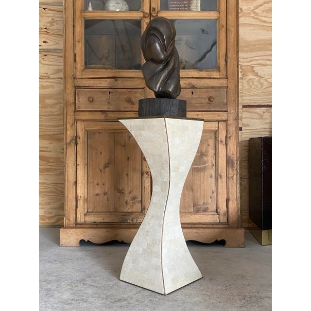 Contemporary Maitland Smith Tessellated Coral + Brass Pedestal For Sale - Image 3 of 17