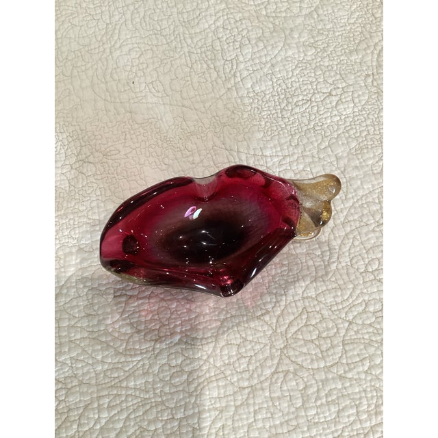 A 1950/1960s Venetian glass bowl/ashtray, made on the island of Murano. Designed by Flavio Poli and executed by Seguso. A...