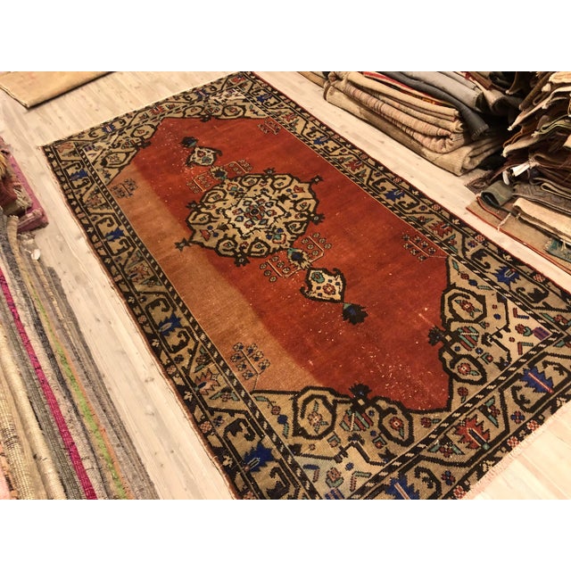 1960s Oushak Vintage Tribal Rug For Sale - Image 6 of 11