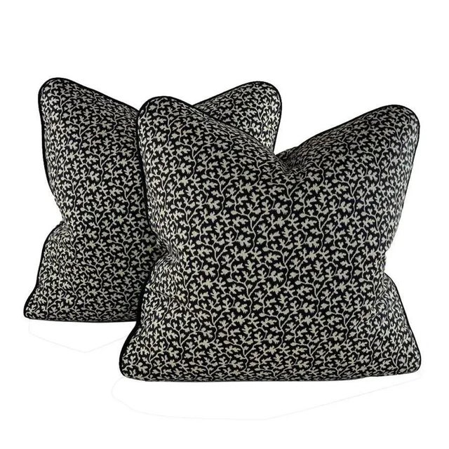 Black Designer P. Kaufmann Waverly Black & Tan Portia Botanical Floral Leaf Leaves Scroll Vine Pillow Covers- a Pair For Sale - Image 8 of 8