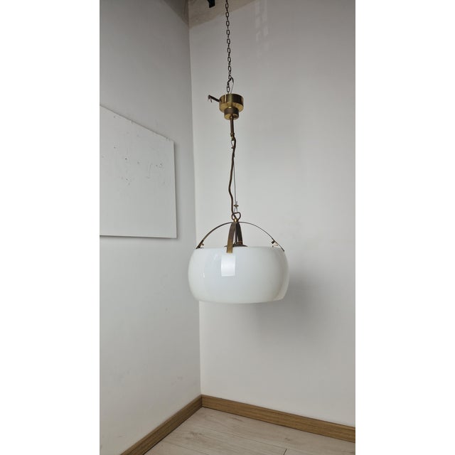 Omega Pendant in Brass by Vico Magistretti for Artemide, 1960s For Sale - Image 12 of 12
