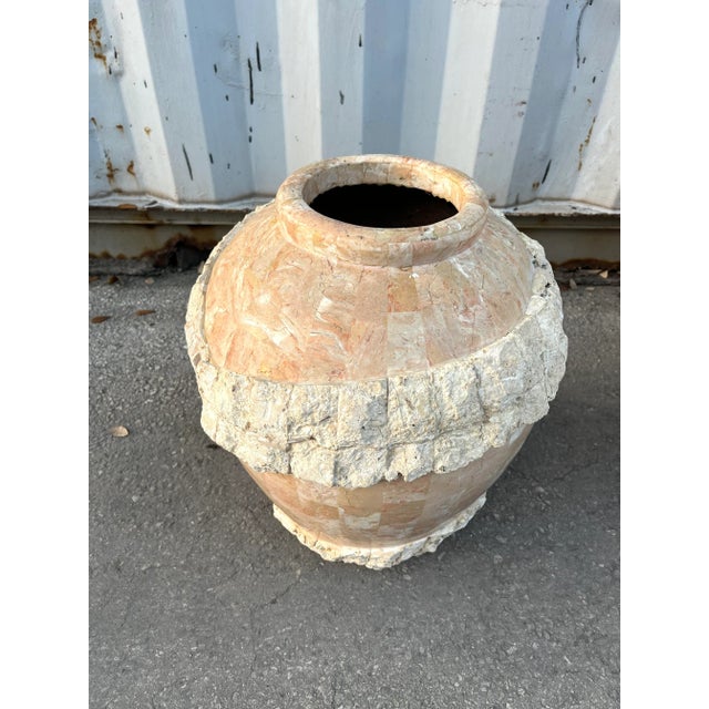 Set of Three Large Postmodern Tasselated Mactan Stone Floor Vases. Circa 1980s For Sale - Image 15 of 18