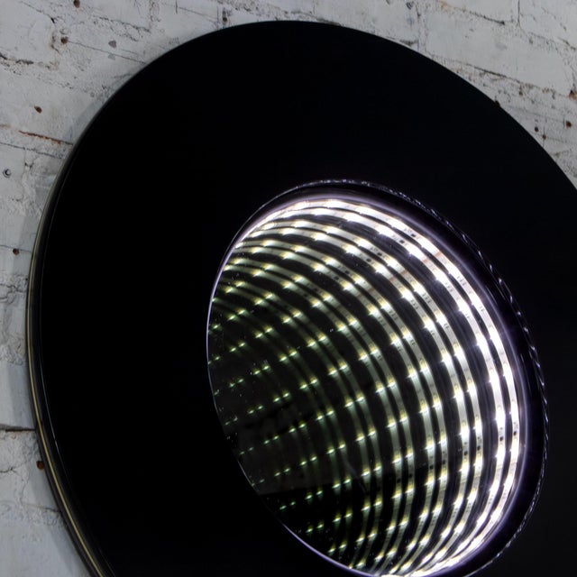 Late 20th Century Modern to Postmodern Infinity Vortex Wall Mirror Round Black Laminate Frame For Sale - Image 6 of 18