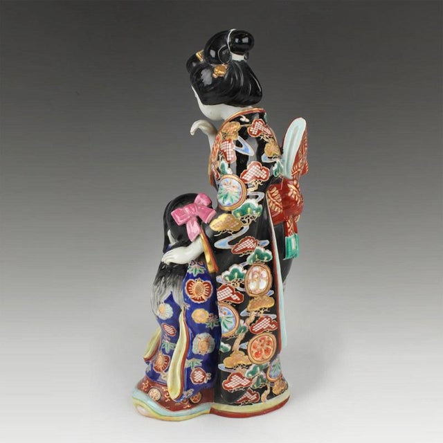 Antique Meiji Japanese Enamelled Kutani Porcelain Bijin and Child Figure For Sale - Image 4 of 10